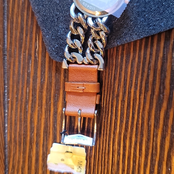 Michael Kors watch - Picture 8 of 12